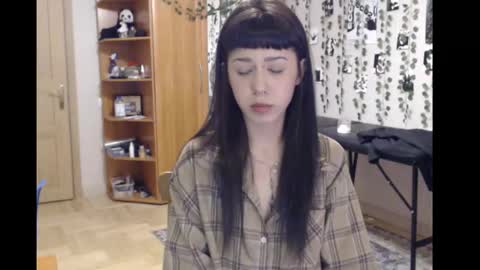 Mina online show from December 4, 9:23 pm