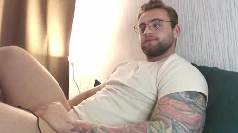 Wayne online show from December 4, 9:40 am