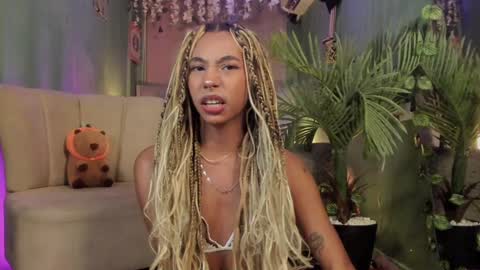 Wayuu Goddess  3 online show from January 8, 3:39 pm