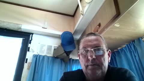 Snapshot of wazahardon2 chatting on October 21, 2:34 am wazahardon2 online show from October 21, 2:34 am