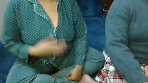 Snapshot of we_are_indian chatting on January 4, 6:52 am khushiwife kabirhubby kavyasexy gf online show from January 4, 6:52 am