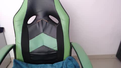 Trixie 3 online show from March 29, 2:28 pm