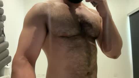 Snapshot of weaponx1 chatting on December 22, 1:46 am Weapon X online show from December 22, 1:46 am