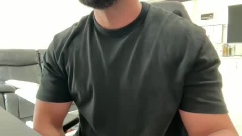 Snapshot of weaponx1 chatting on January 11, 10:26 pm Weapon X online show from January 11, 10:26 pm