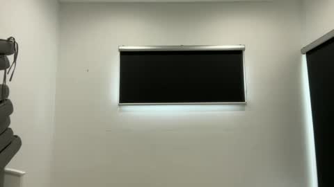 Snapshot of weaponx1 chatting on February 6, 3:00 am Weapon X online show from February 6, 3:00 am