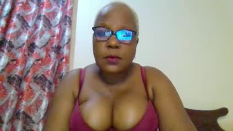 weaverbird25 online show from February 10, 10:03 pm