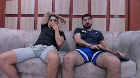 Jhonny Dick  his neighbors. online show from December 5, 1:38 pm