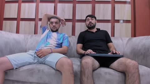 Jhonny Dick  his neighbors. online show from December 6, 1:33 pm