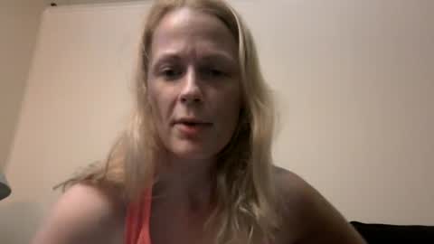 HayleyJay online show from August 4, 2:15 am