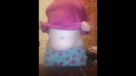 Snapshot of webgirl2 chatting on October 9, 9:24 pm Marina online show from October 9, 9:24 pm