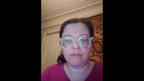 Snapshot of webgirl2 chatting on October 29, 4:42 pm Marina online show from October 29, 4:42 pm