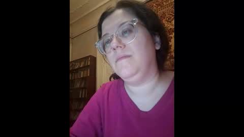 Snapshot of webgirl2 chatting on November 21, 11:36 pm Marina online show from November 21, 11:36 pm