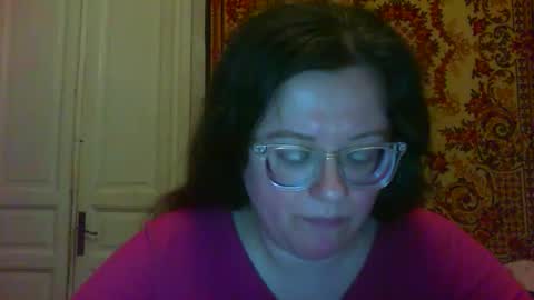 Snapshot of webgirl2 chatting on November 29, 11:30 pm Marina online show from November 29, 11:30 pm