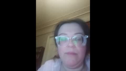 Snapshot of webgirl2 chatting on February 10, 10:36 pm Marina online show from February 10, 10:36 pm