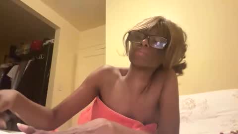 Snapshot of weeklyrush chatting on January 9, 12:08 pm GoddessRush online show from January 9, 12:08 pm