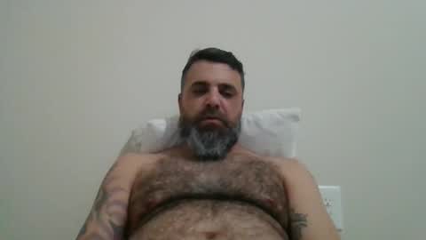 Snapshot of weezy210 chatting on February 18, 12:28 am Weezy online show from February 18, 12:28 am