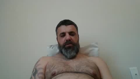 Snapshot of weezy210 chatting on April 21, 10:23 pm Weezy online show from April 21, 10:23 pm
