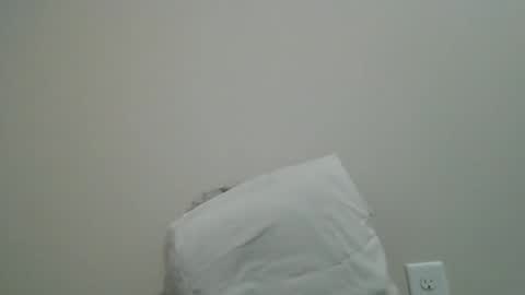 Snapshot of weezy210 chatting on April 26, 10:35 am Weezy online show from April 26, 10:35 am