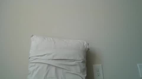 Snapshot of weezy210 chatting on May 17, 2:57 pm Weezy online show from May 17, 2:57 pm