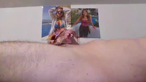 Snapshot of weisteselbst chatting on February 17, 1:04 am weisteselbst online show from February 17, 1:04 am