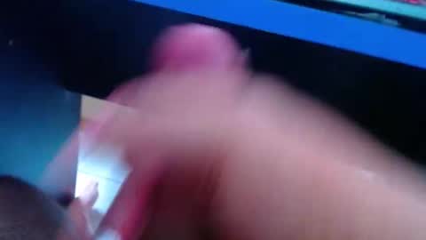 wellingtont online show from March 21, 11:15 am