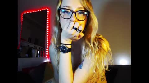 Liza online show from December 8, 2:28 am