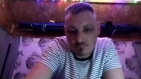 Snapshot of welshdragon37 chatting on December 18, 2:12 pm Welshdragon37 online show from December 18, 2:12 pm