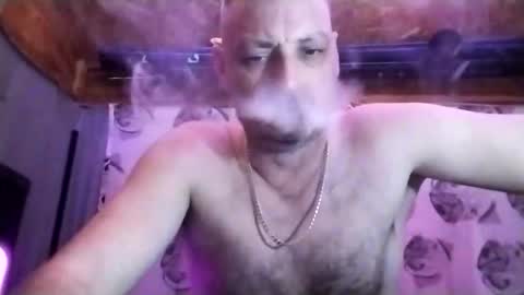 Snapshot of welshdragon37 chatting on December 21, 12:29 am Welshdragon37 online show from December 21, 12:29 am