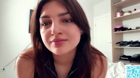 Snapshot of wendiepaoletti chatting on March 30, 7:31 am Kiki online show from March 30, 7:31 am