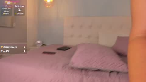 Wendolyn online show from October 2, 2:35 pm