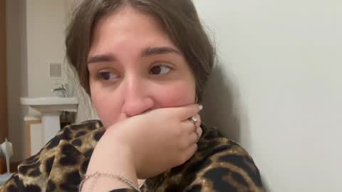 Snapshot of wendolynmusil chatting on May 9, 5:18 pm Anna online show from May 9, 5:18 pm