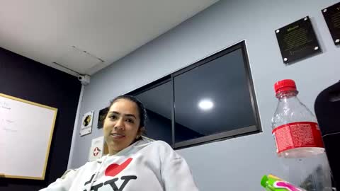 Snapshot of wendy1814 chatting on January 16, 7:07 am Wendy online show from January 16, 7:07 am
