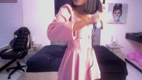 wendy_1_ online show from May 15, 3:35 am