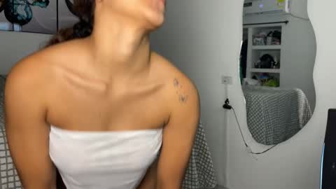 Wendy Alex online show from October 28, 11:07 pm