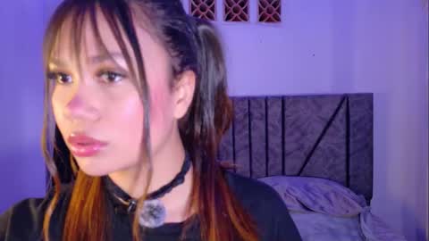 Wendy online show from February 6, 1:54 am