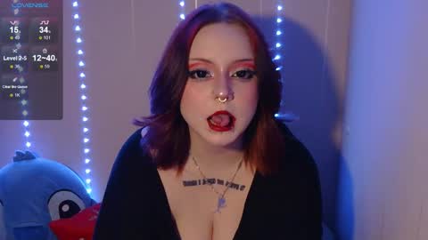 Snapshot of wendy_u_okay chatting on February 14, 8:38 pm Wendy online show from February 14, 8:38 pm