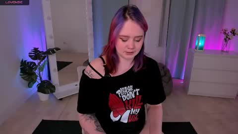 Snapshot of wendyycandy chatting on February 3, 10:15 pm wendyycandy online show from February 3, 10:15 pm