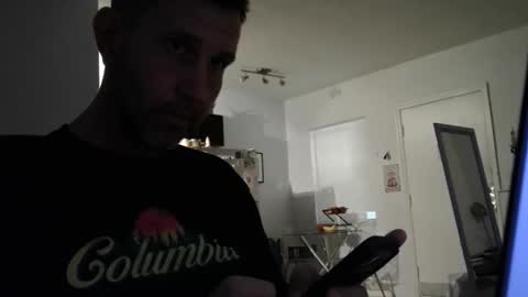 Snapshot of werethesmiths chatting on March 27, 1:00 am Frank and Barbie online show from March 27, 1:00 am