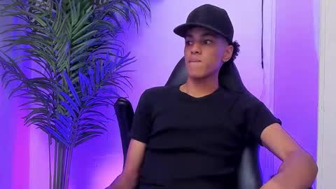 WES online show from January 6, 5:16 pm