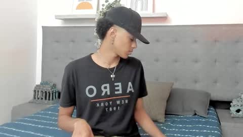 WES online show from February 2, 3:00 pm