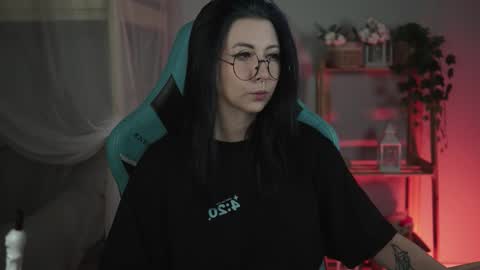 Snapshot of wesleegray chatting on November 11, 1:16 am little girl who is always rightLisa online show from November 11, 1:16 am