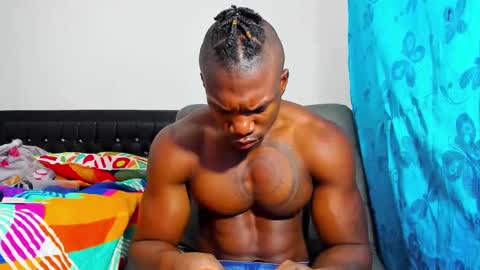 Snapshot of wesleymuscle chatting on February 21, 2:39 am wesleymuscle online show from February 21, 2:39 am