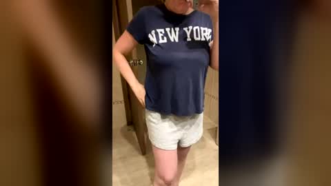 wet___pussy online show from August 2, 8:24 am