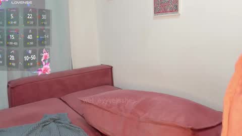   online show from January 19, 10:30 am