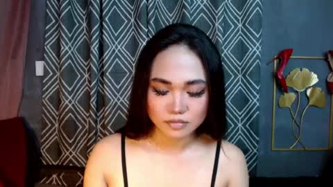 yana online show from August 5, 12:52 pm