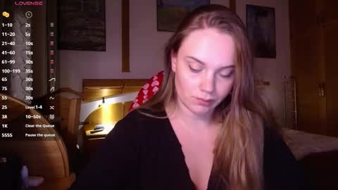 Lana online show from March 16, 8:35 pm