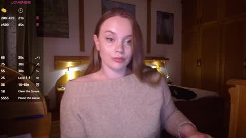 Lana online show from May 19, 8:04 pm