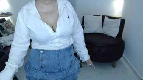 Diva online show from July 4, 10:38 pm