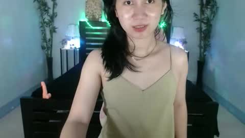 Rihanna online show from September 28, 1:27 pm