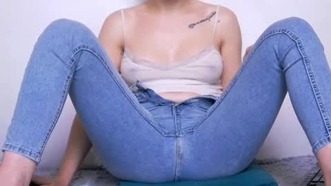 Beatrice Moan from LovenseWet from Tip MenuOpen for Private online show from April 9, 10:04 pm
